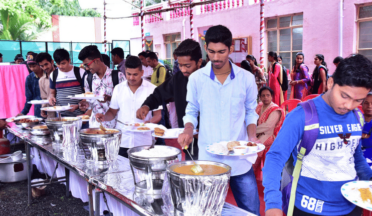 Swaraj College of Arts, Commerce and Science Pune Students Life photo 9